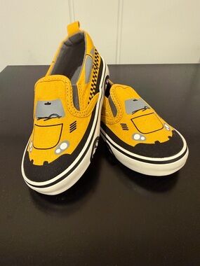 Toddler Slip On Sneaker Size 6